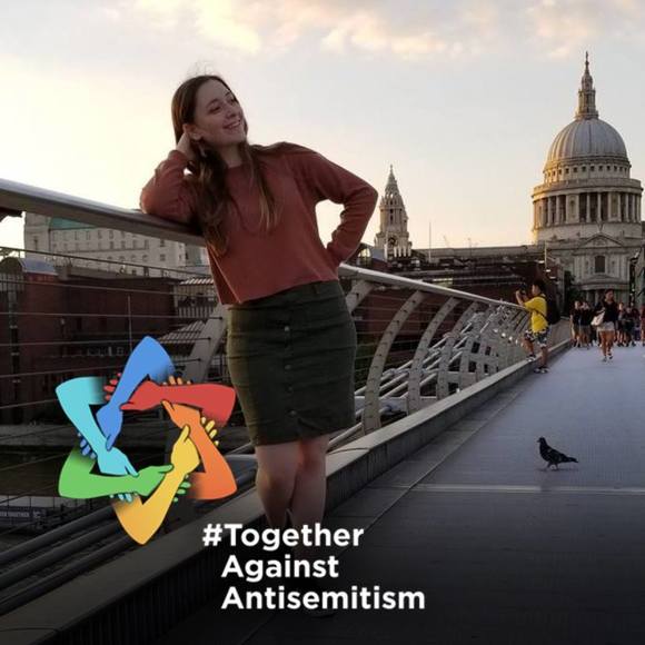 Meet your Posher, Sarah - Picture 1 of 1